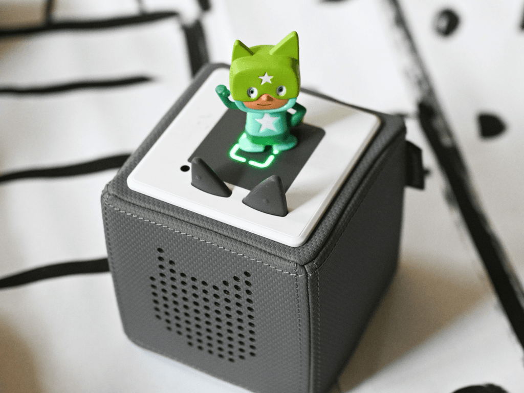 Turquoise & Green Superhero Creative Tonie